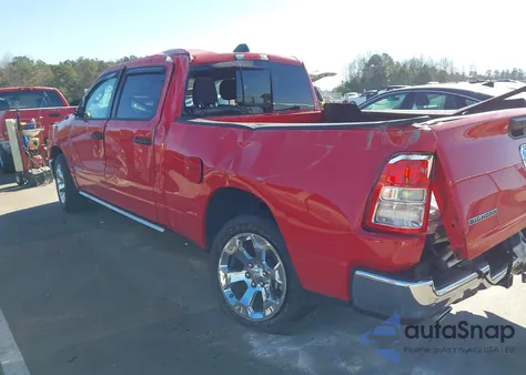 2024 Ram 1500 Big Horn 4X4 6'4 Box z USA, uszkodzony, nr VIN 1C6SRFMTXRN111541